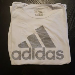 Adidas tshirt